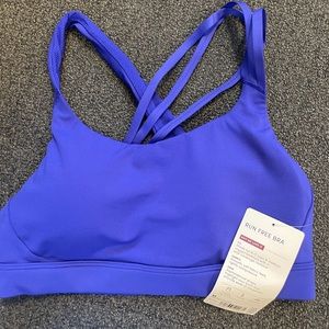 Athleta Run Free sport bra- size M - New with Tag